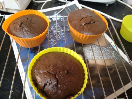 Almond Chocolate Cupcakes